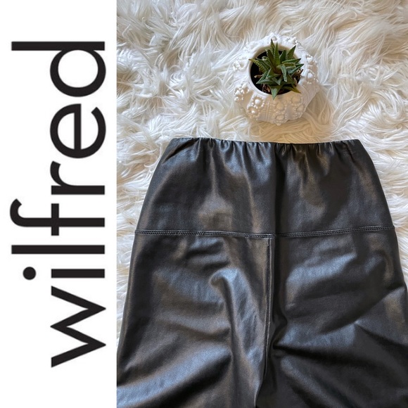 EUC Wilfred Free Daria Pant in black vegan leather, brand tags removed - Picture 8 of 14